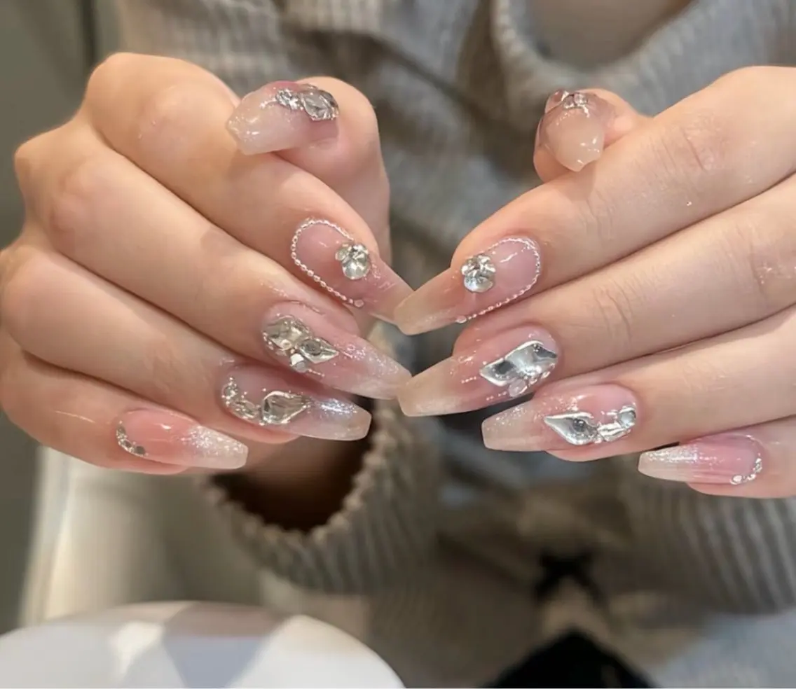 ネイル ハンドネイル Luna Gladeのネイルデザイン