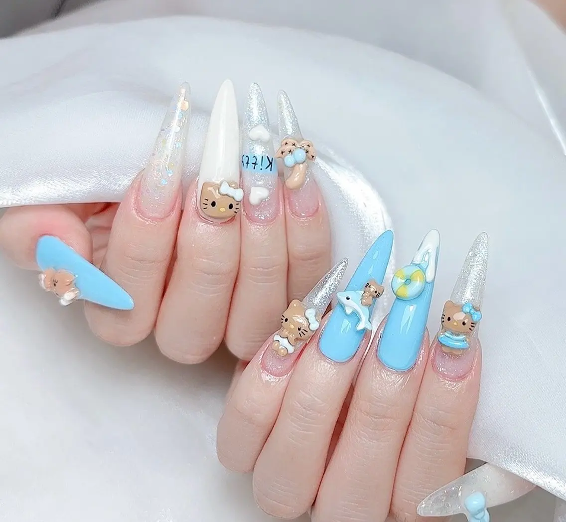 ネイル 🎀M nails✨ ビューティーのネイルデザイン
