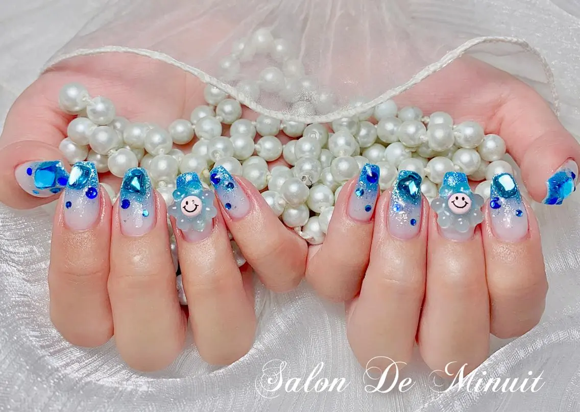 ネイル Momo 🤍のネイルデザイン