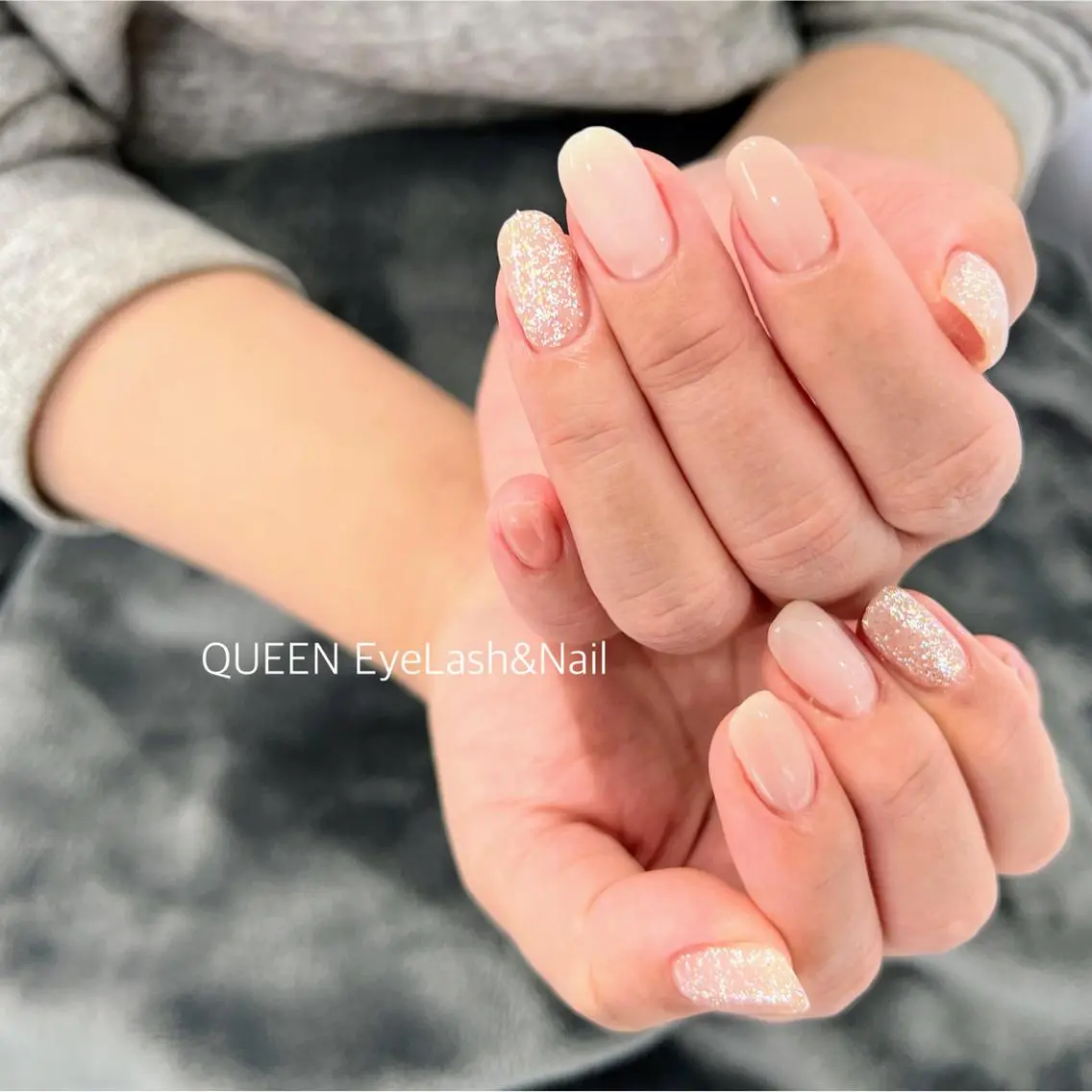 ミディアム カラー ネイル Bloom Nailのネイルデザイン