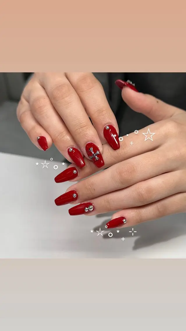 ネイル ボルドー ハンドネイル WOLTOKYO渋谷 yunaのネイルデザイン