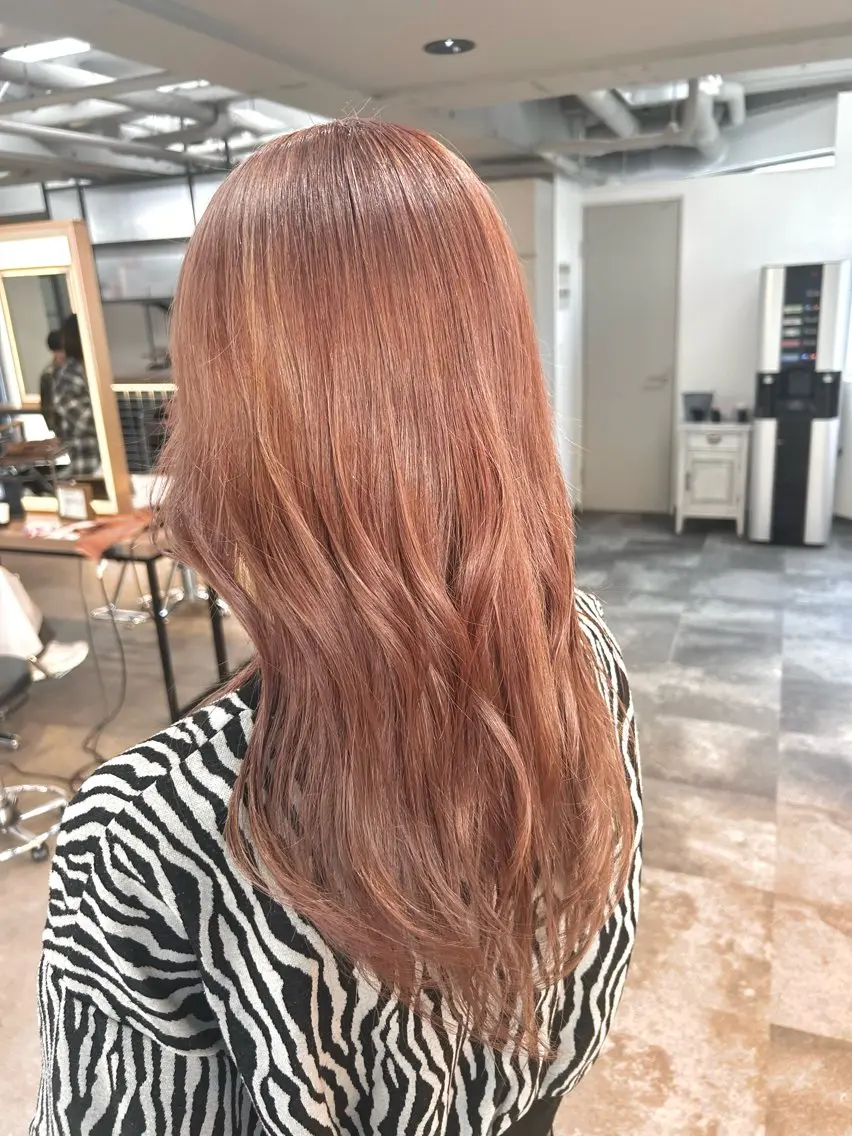 ロング カラー ベージュカラー ブリーチ ピンクカラー ピンクベージュ レイヤー/ハイトーン 艶感/ririkaのヘアスタイル