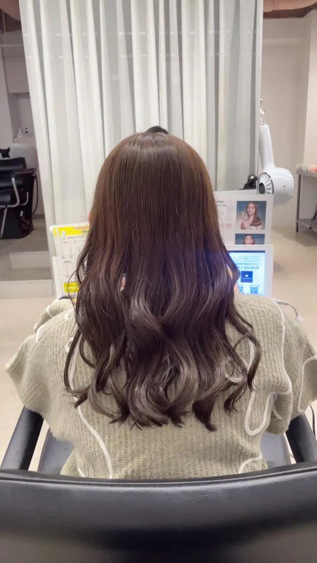 セミロング 髪質改善/ 艶髪人気/Renaのヘアスタイル