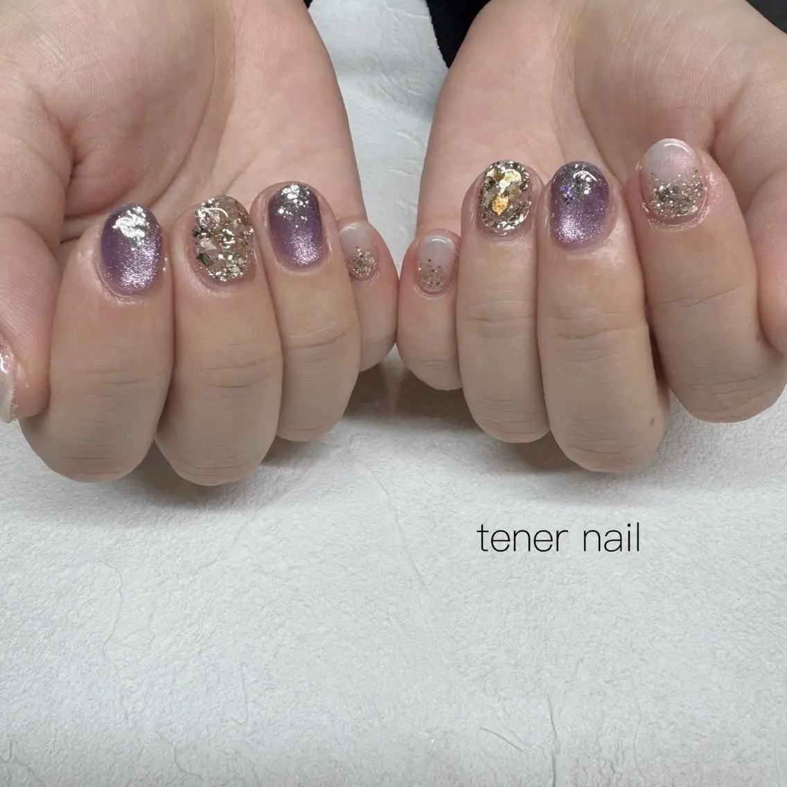 ネイル キラキラネイル ニュアンスネイル パープル ハンドネイル テネルネイル tener nailのネイルデザイン