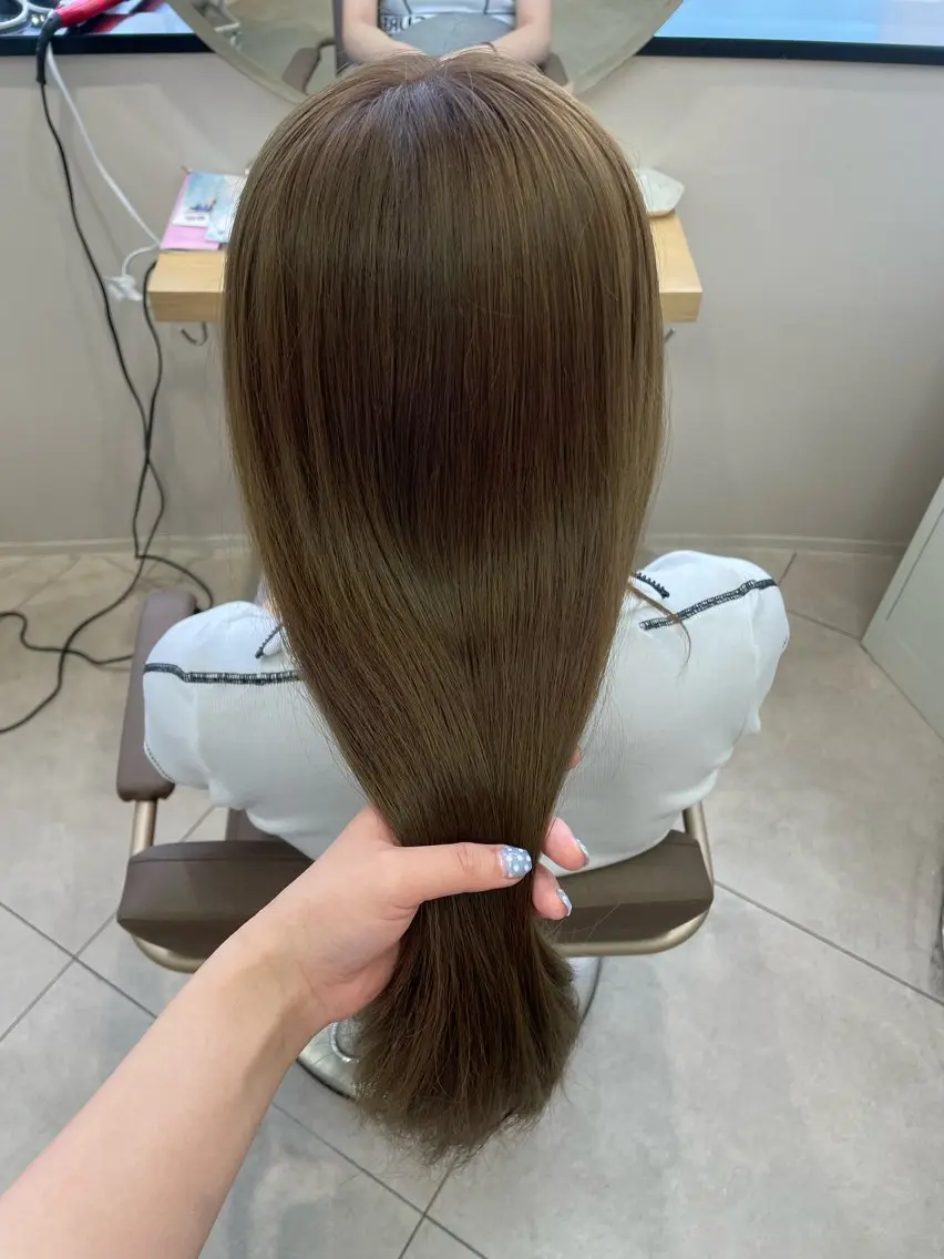 カラー イルミナカラー カット ヘアカラー トリートメント ヘッドスパ 🫧‎🤍oto /ゆきの🤍🫧のヘアスタイル