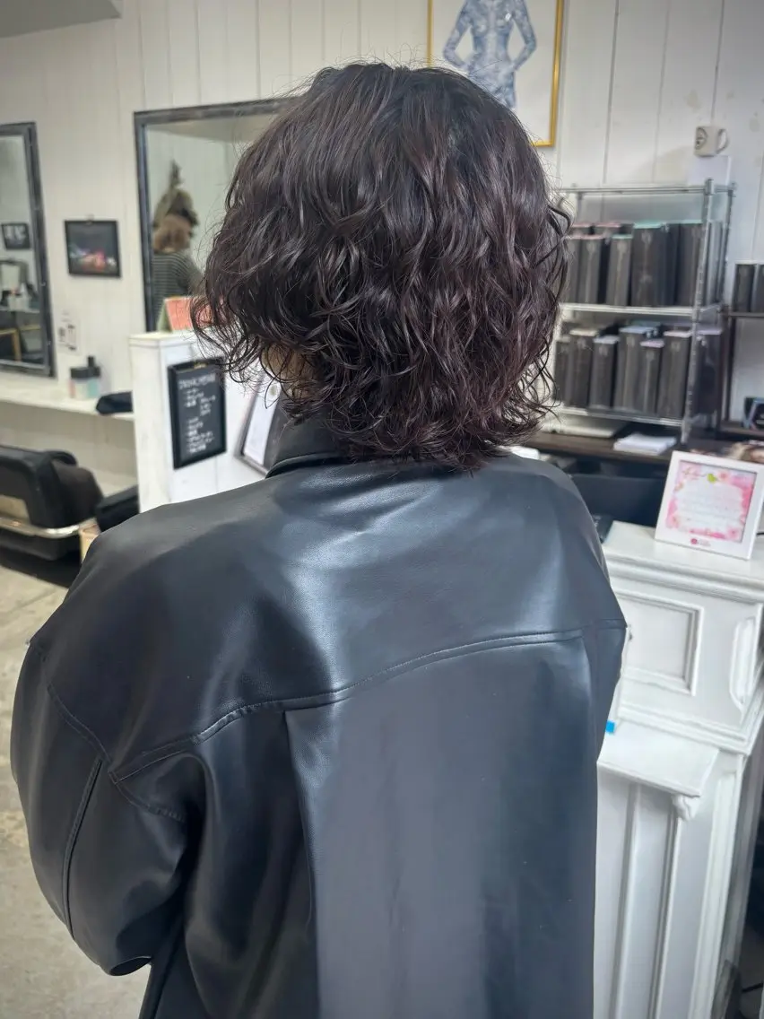 ショート パーマ カット パーマ トリートメント Ann./艶髪 /レイヤーカットのヘアスタイル