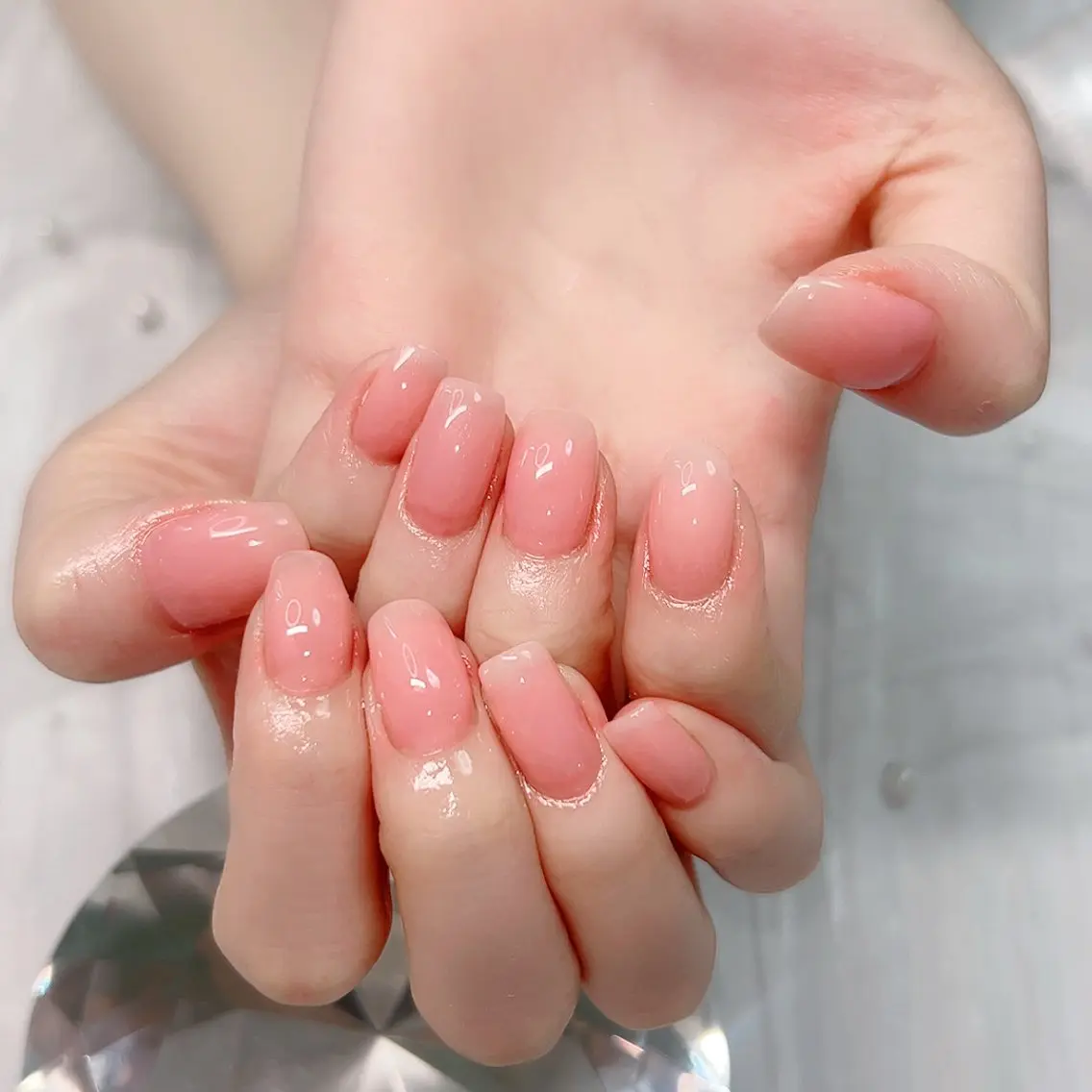 ネイル ガーリー マグネットネイル ニュアンスネイル オフィスネイル リボン Cute Tips nailのネイルデザイン