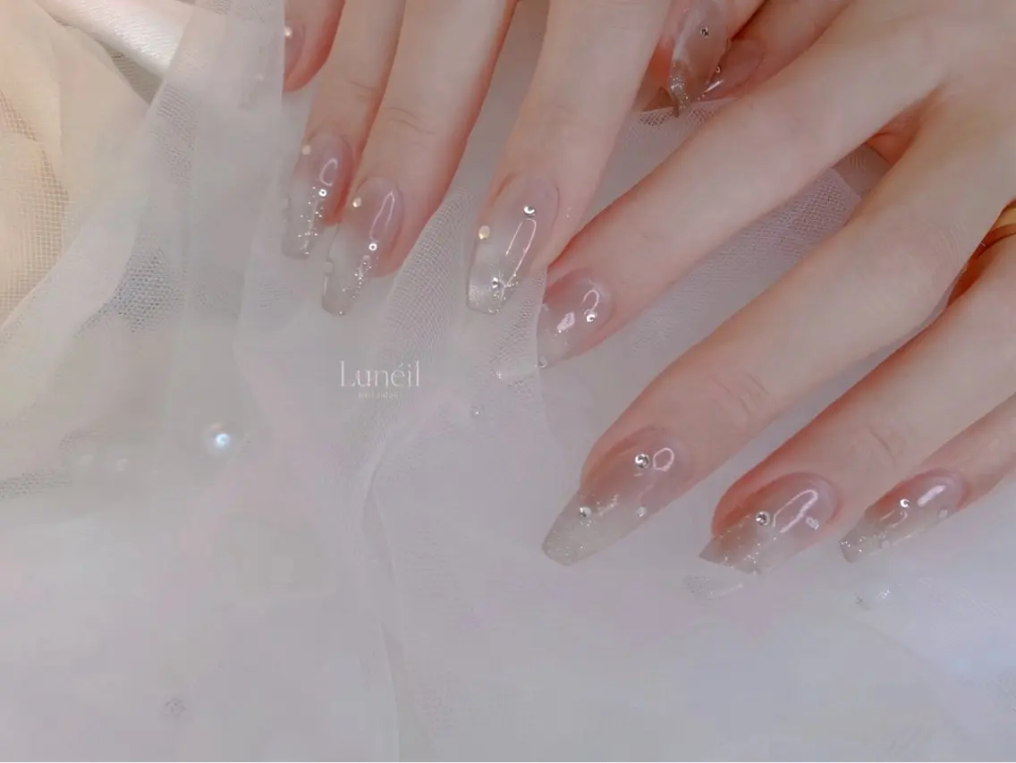 ネイル Luneil Sakuraのネイルデザイン