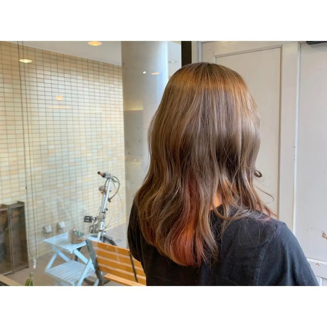 ロング カラー ベージュカラー ピンクカラー レッドカラー ヘアカラー トリートメント ツキダテ ユイのヘアスタイル