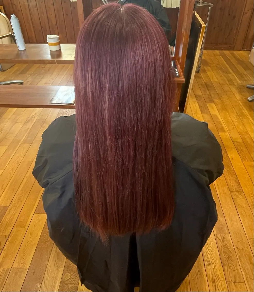 カラー 小田 涼葉のヘアスタイル