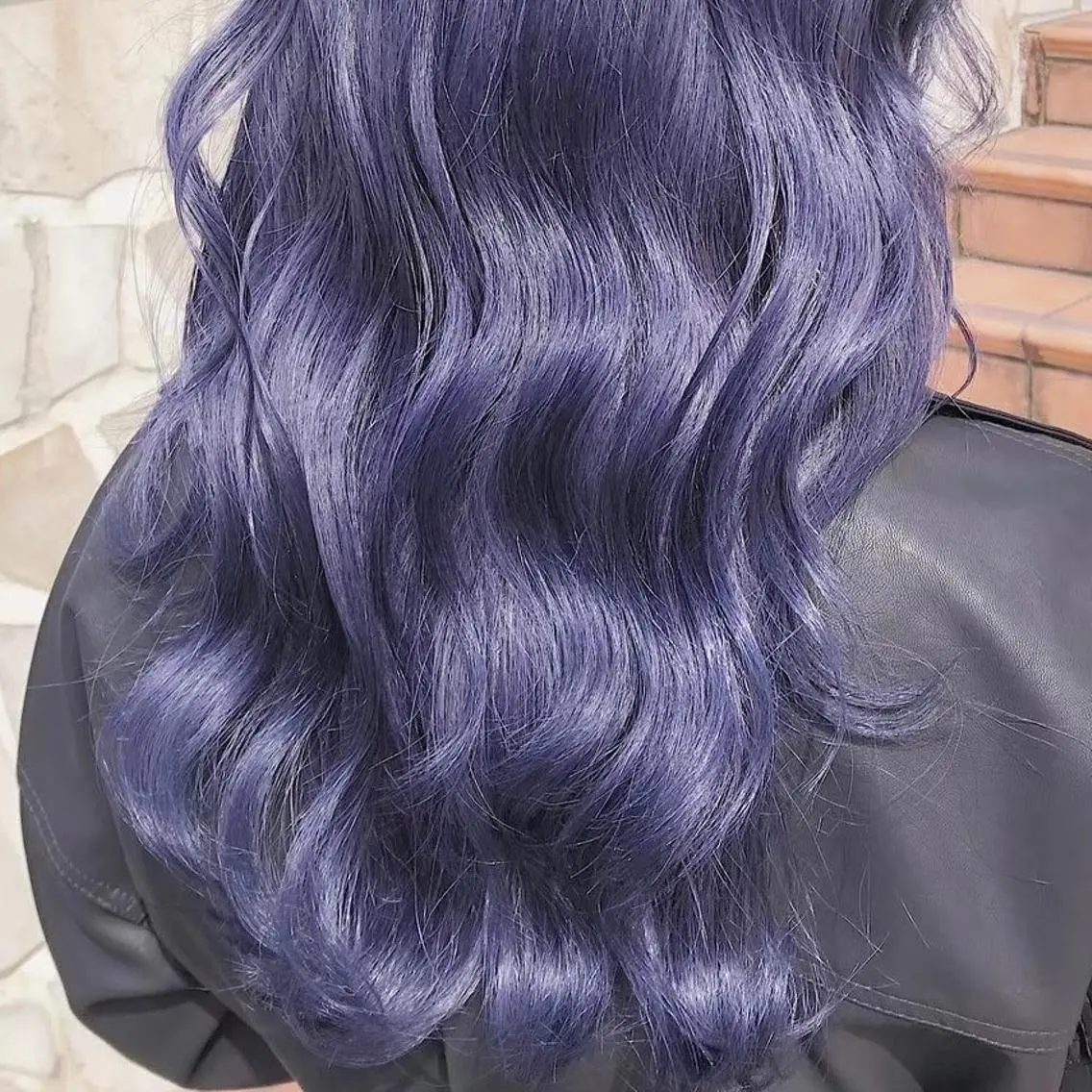 セミロング パープルカラー 髪質改善 ワンズリー中明度 店舗公式のヘアスタイル