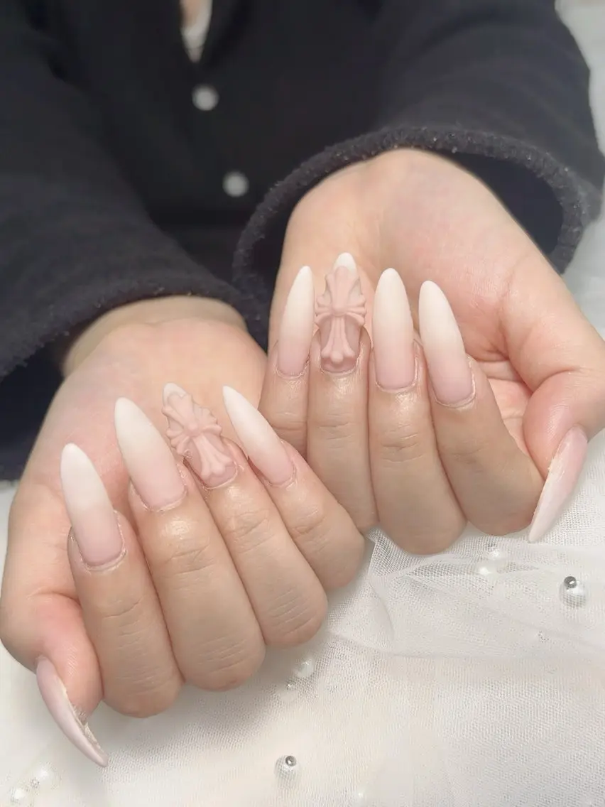 ネイル No8 NAGIのネイルデザイン