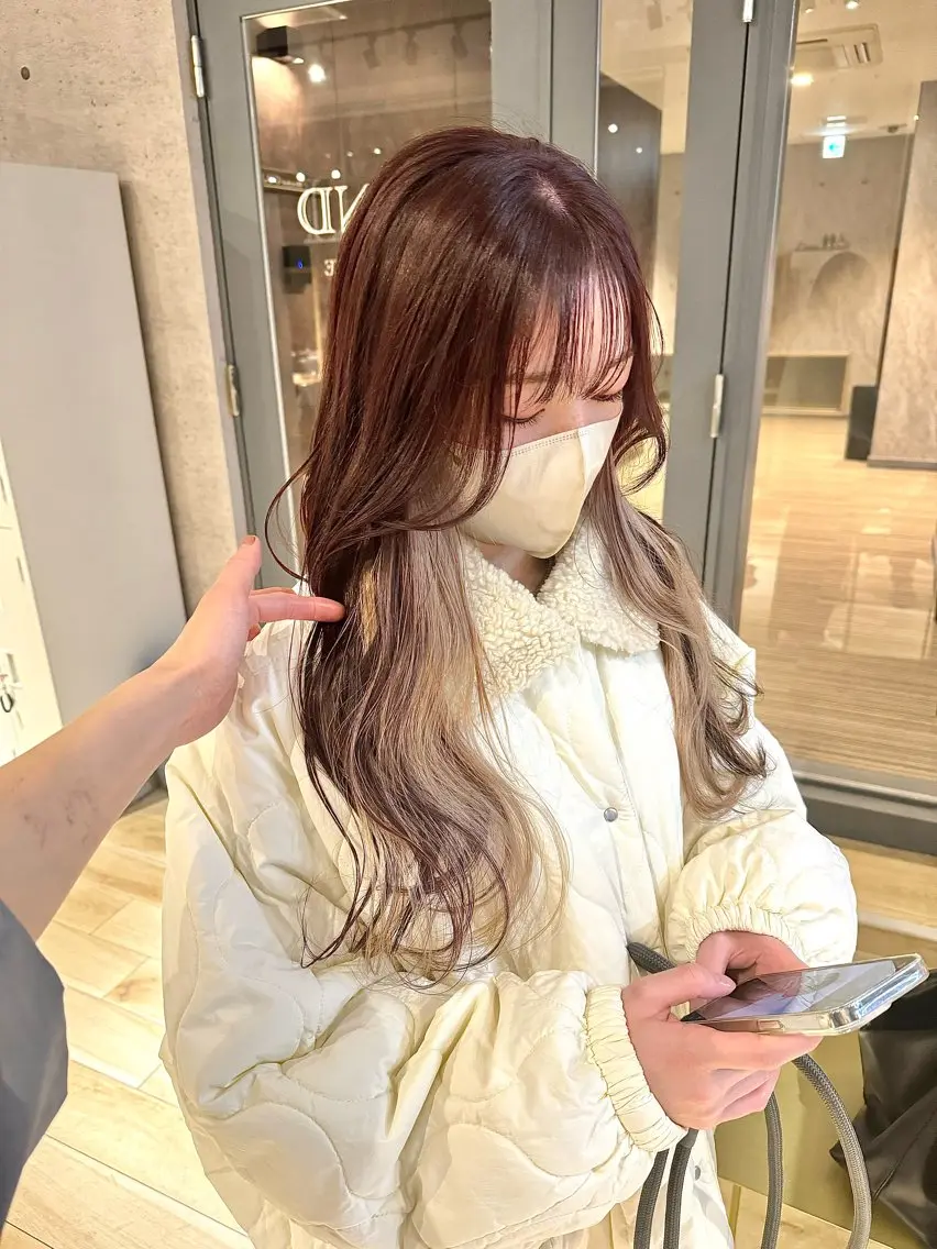 【ハイトーンにしたい方】似合わせカット+インナーブリーチ2回+全体カラー+2STEPトリートメントの写真