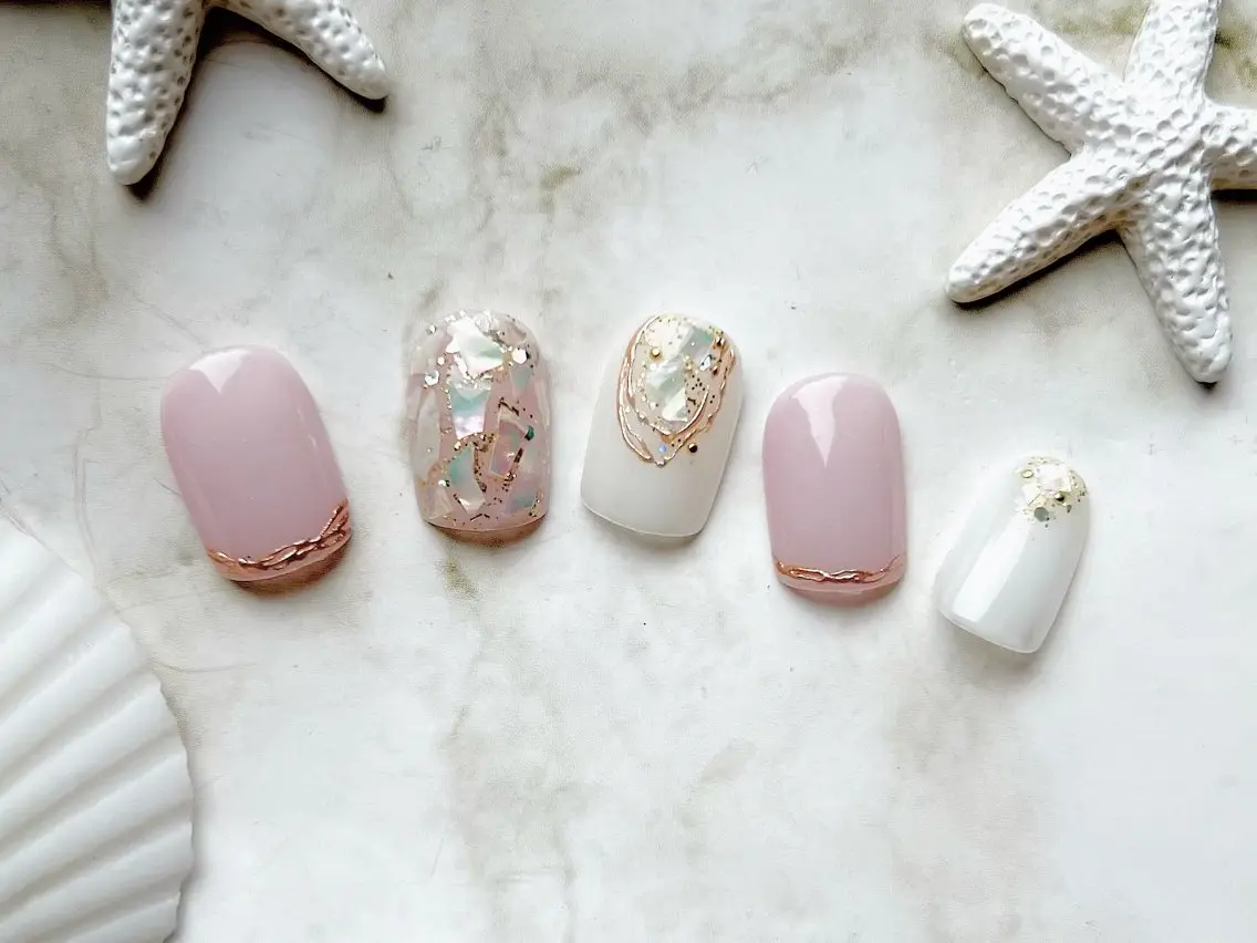ネイル ニュアンスネイル ハンドネイル NailSalon MAHINAのネイルデザイン