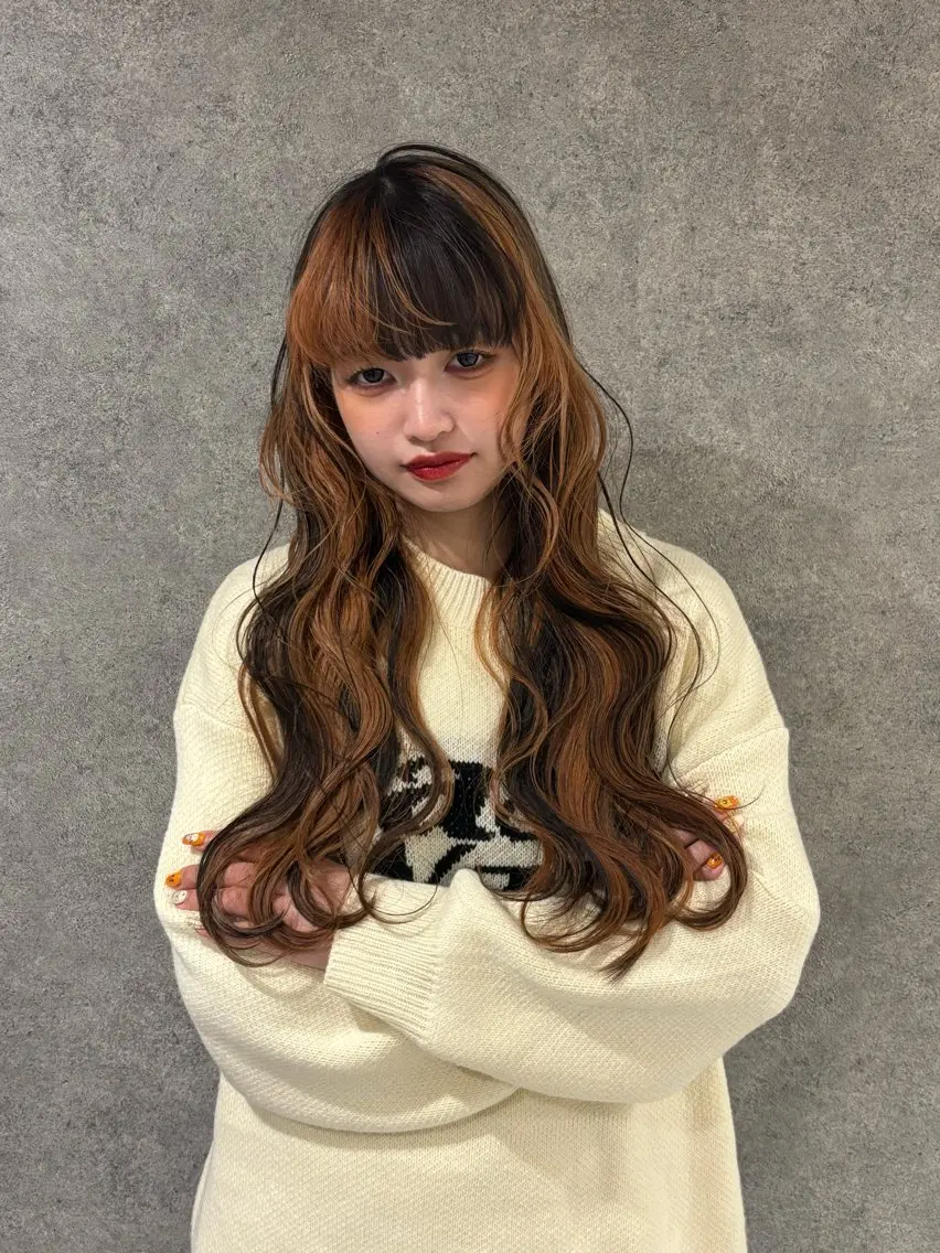 ロング カラー ブリーチ デザインカラー ダブルカラー ブリーチなしカラー 髪質改善 カット ヘアカラー トリートメント RURI韓国ボブ 🇰🇷タッセルボブのヘアスタイル