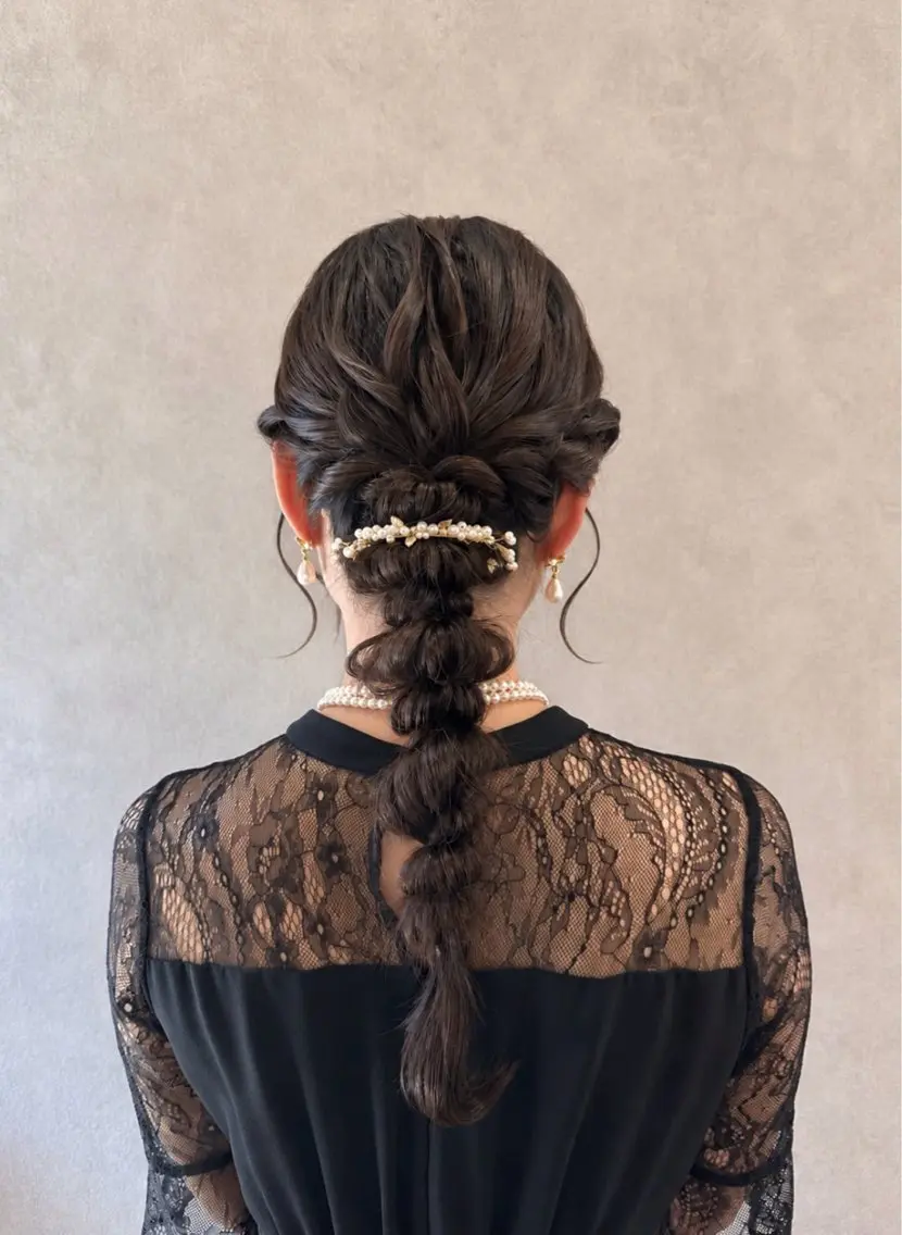 ロング ヘアアレンジ 結婚式・ブライダル ヘアセット 🫧𝒓𝒊𝒏𝒂 /水光カラー💎のヘアスタイル
