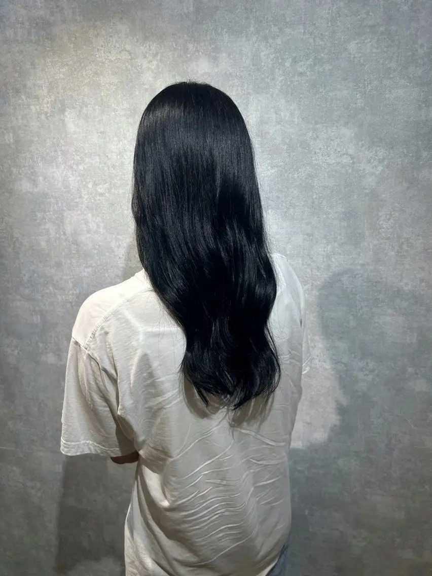ロング カラー 𝐒𝐇𝐔𝐑𝐈 🦋艶カラー🦋のヘアスタイル
