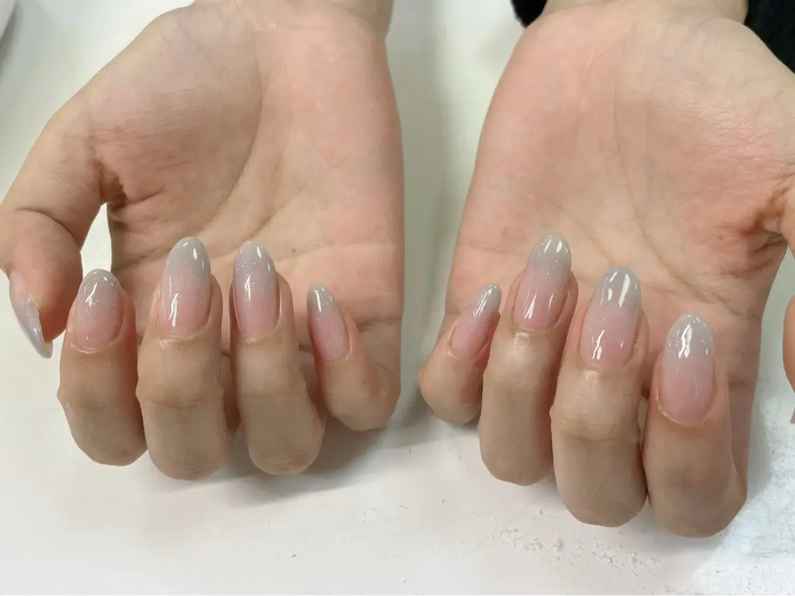 ネイル グラデーション 冬ネイル clear yayoiのネイルデザイン