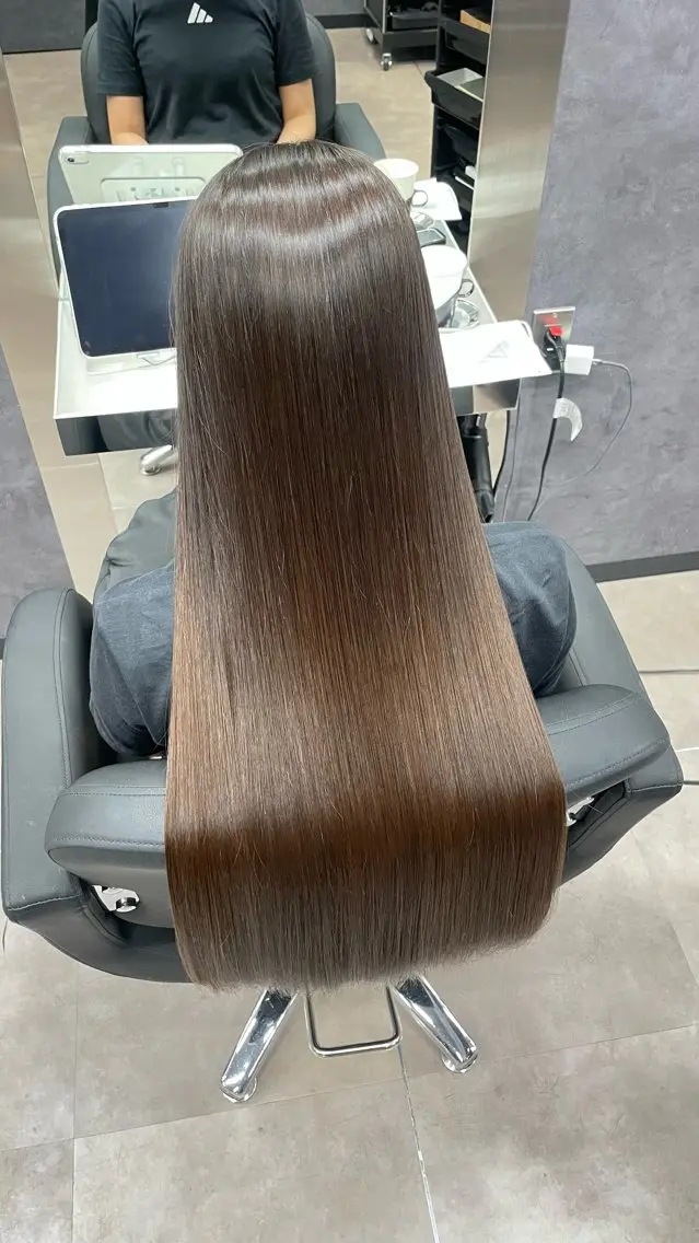 ロング カット 縮毛矯正 トリートメント CYNTHIADUE 店長｜ IRISUのヘアスタイル