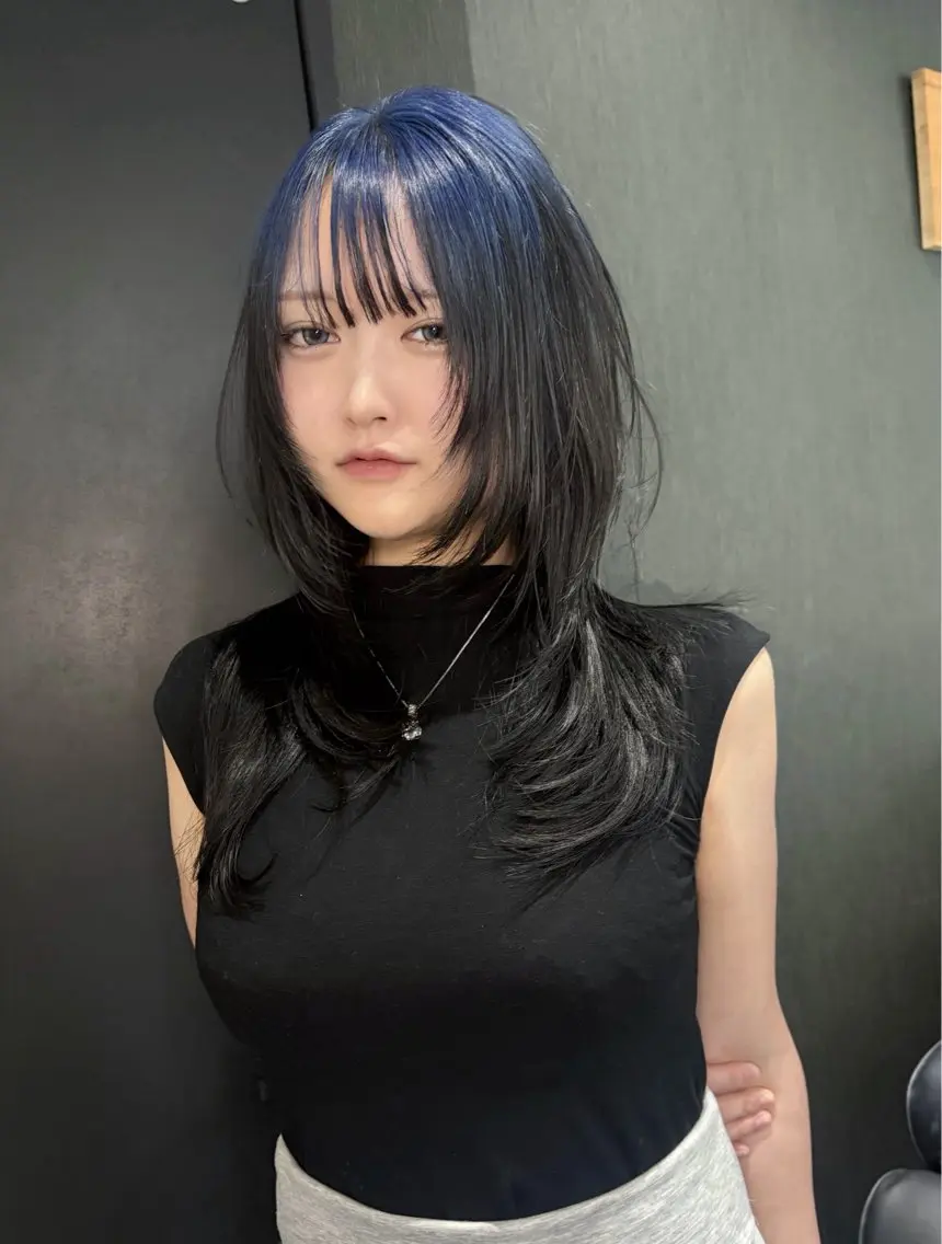 セミロング カラー カット ヘアカラー トリートメント jyui/原宿 ハイトーン/デザインのヘアスタイル