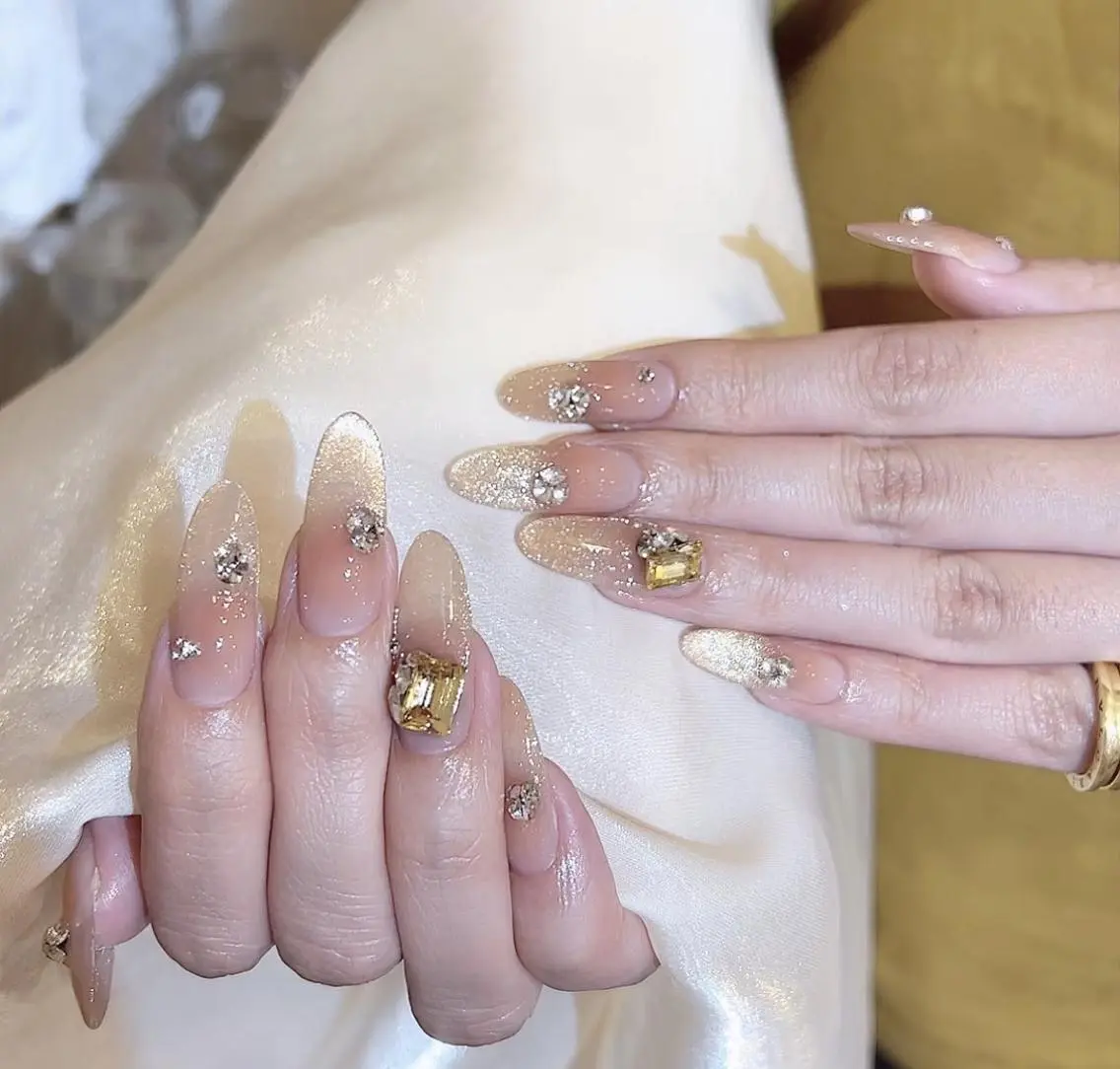ネイル ハンドネイル ハンドケア 🍑 momo_nailのネイルデザイン