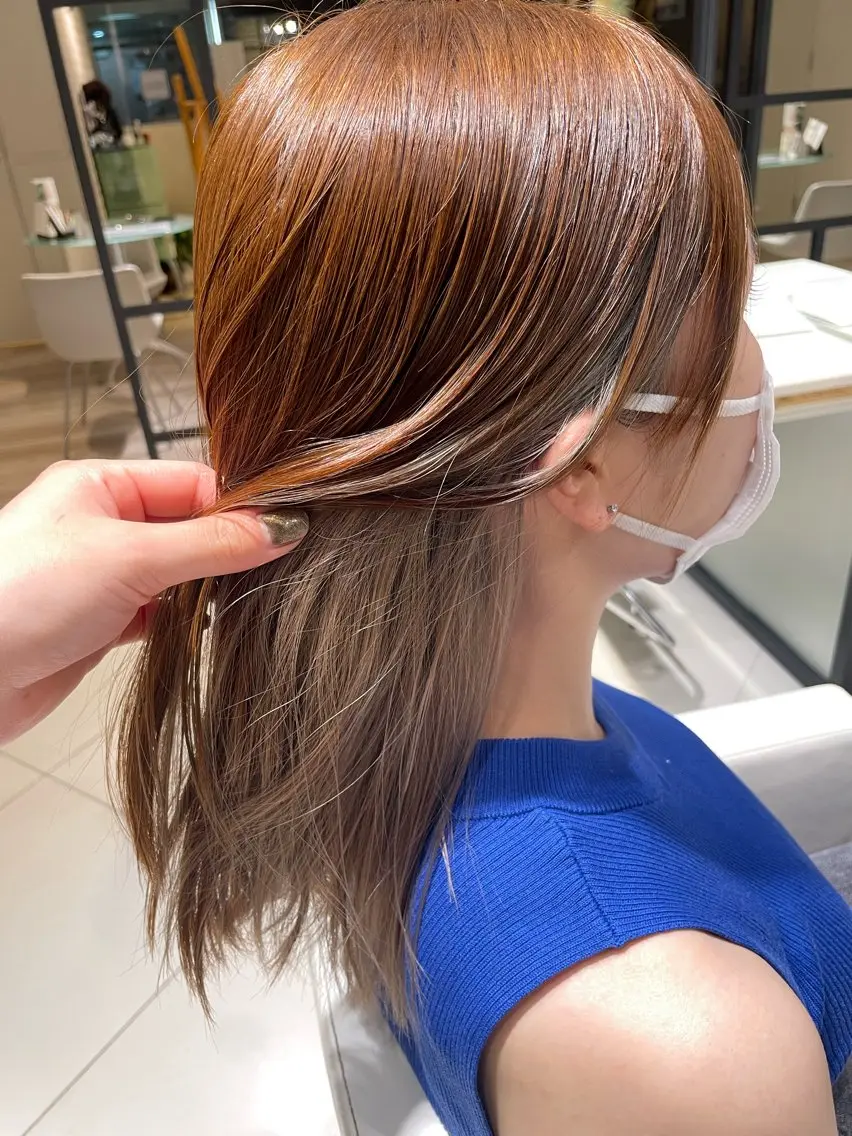 ミディアム カラー ベージュカラー インナーカラー 小野寺 もものヘアスタイル
