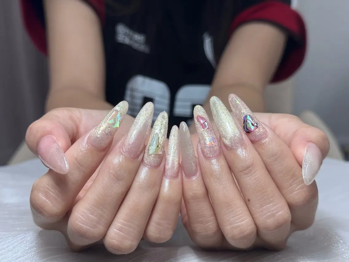 ネイル AKINA NAILのネイルデザイン