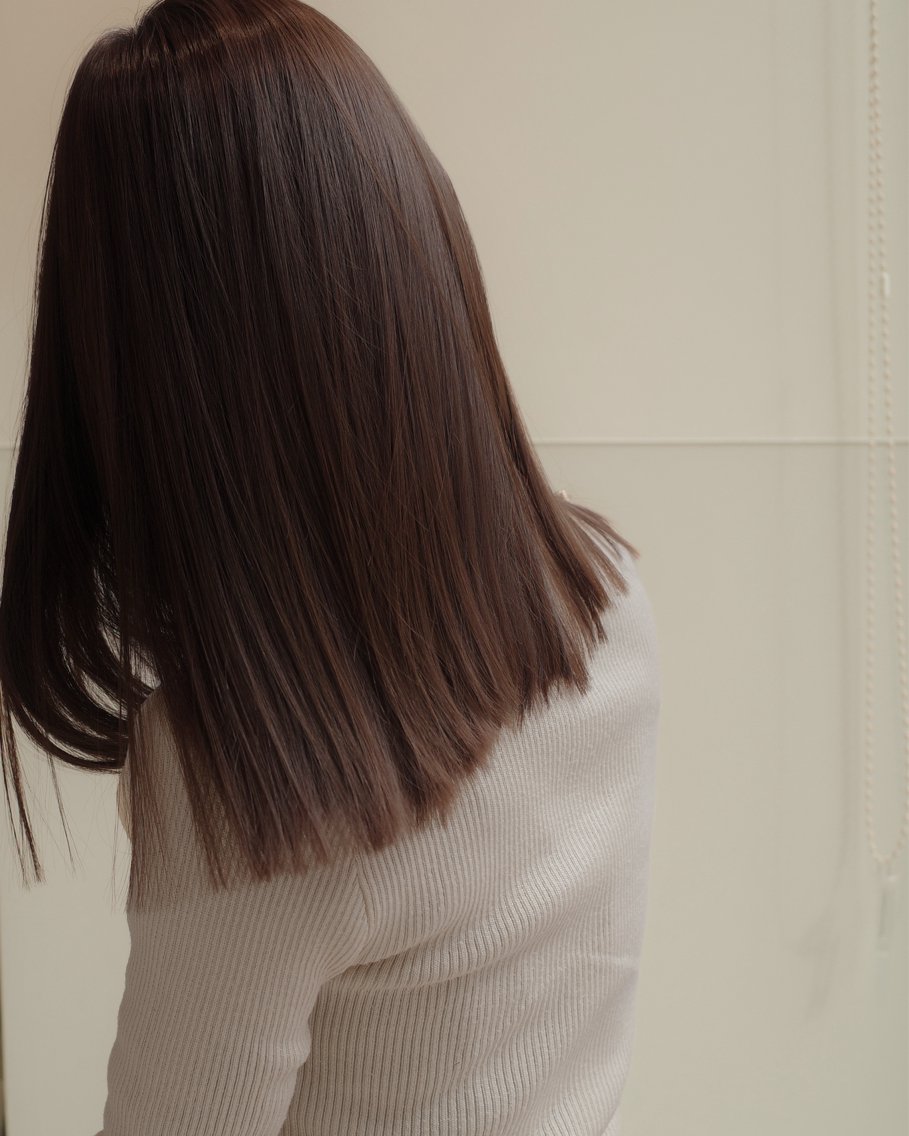 ミディアム カット 縮毛矯正 トリートメント 切りっぱなしヘアボブ ミディアムヘアRYOのヘアスタイル