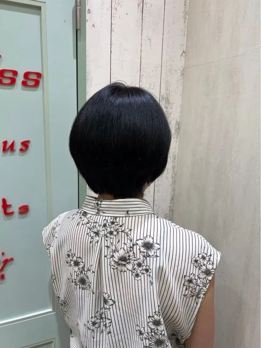 ショート カラー 大賀 和希🌱‬‪のヘアスタイル