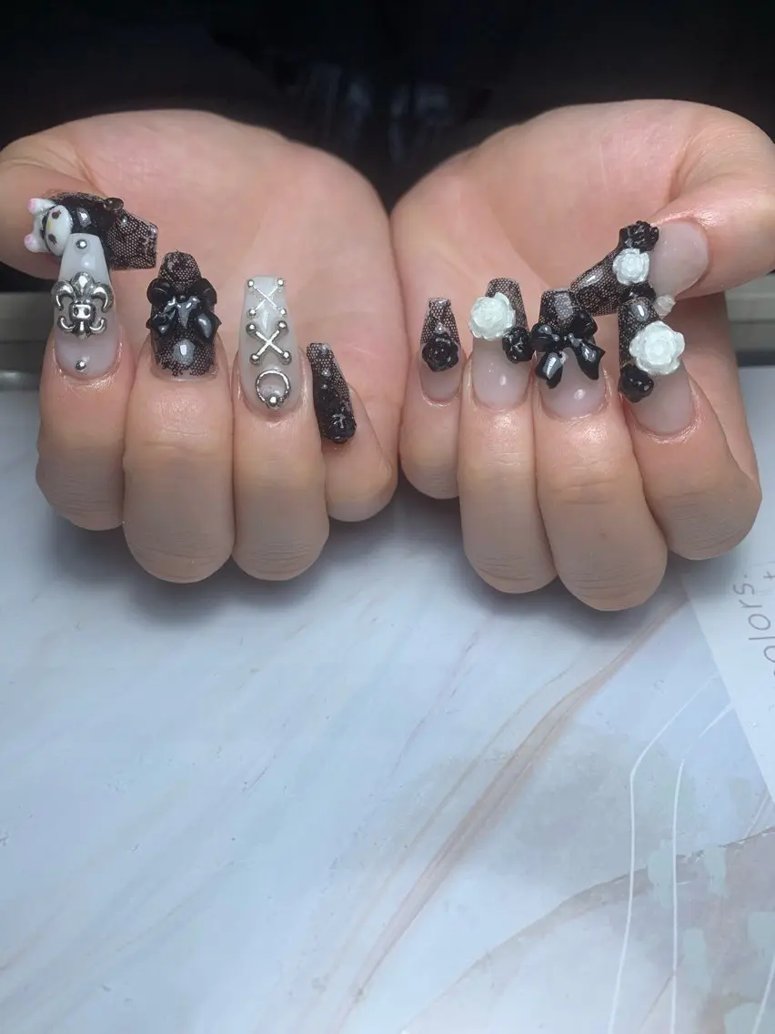 ネイル akina nailsのネイルデザイン