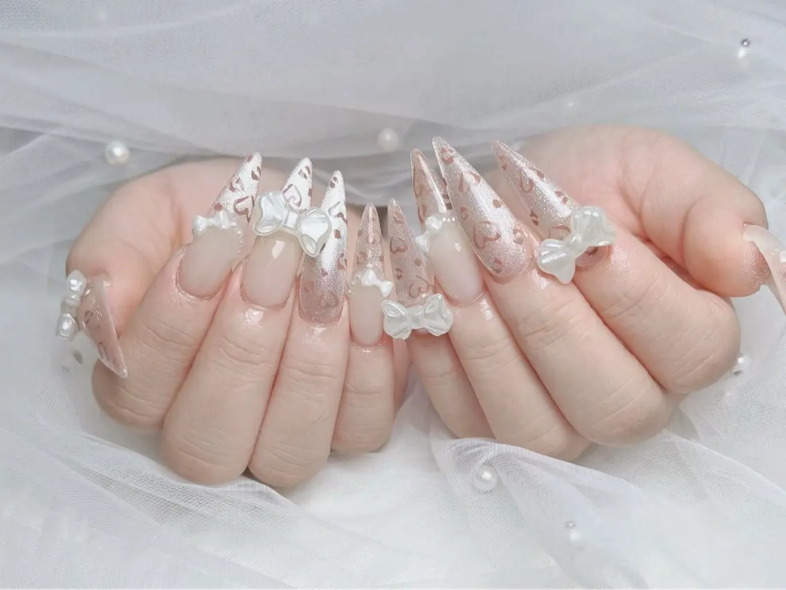 ネイル チークネイル 長さ出し フレンチネイル ジェルネイル ガーリー Sora  Nail Studioのネイルデザイン