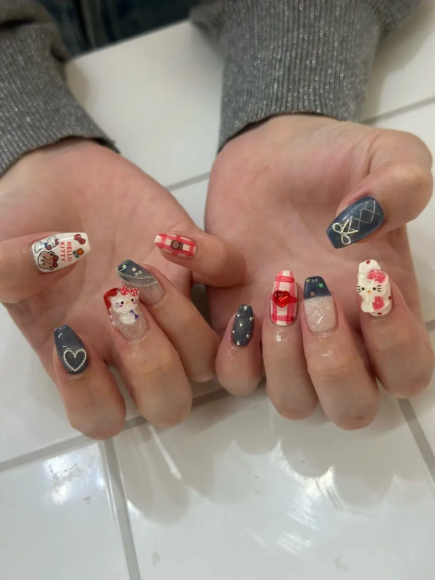 ネイル Elegancia. Hiromiのネイルデザイン