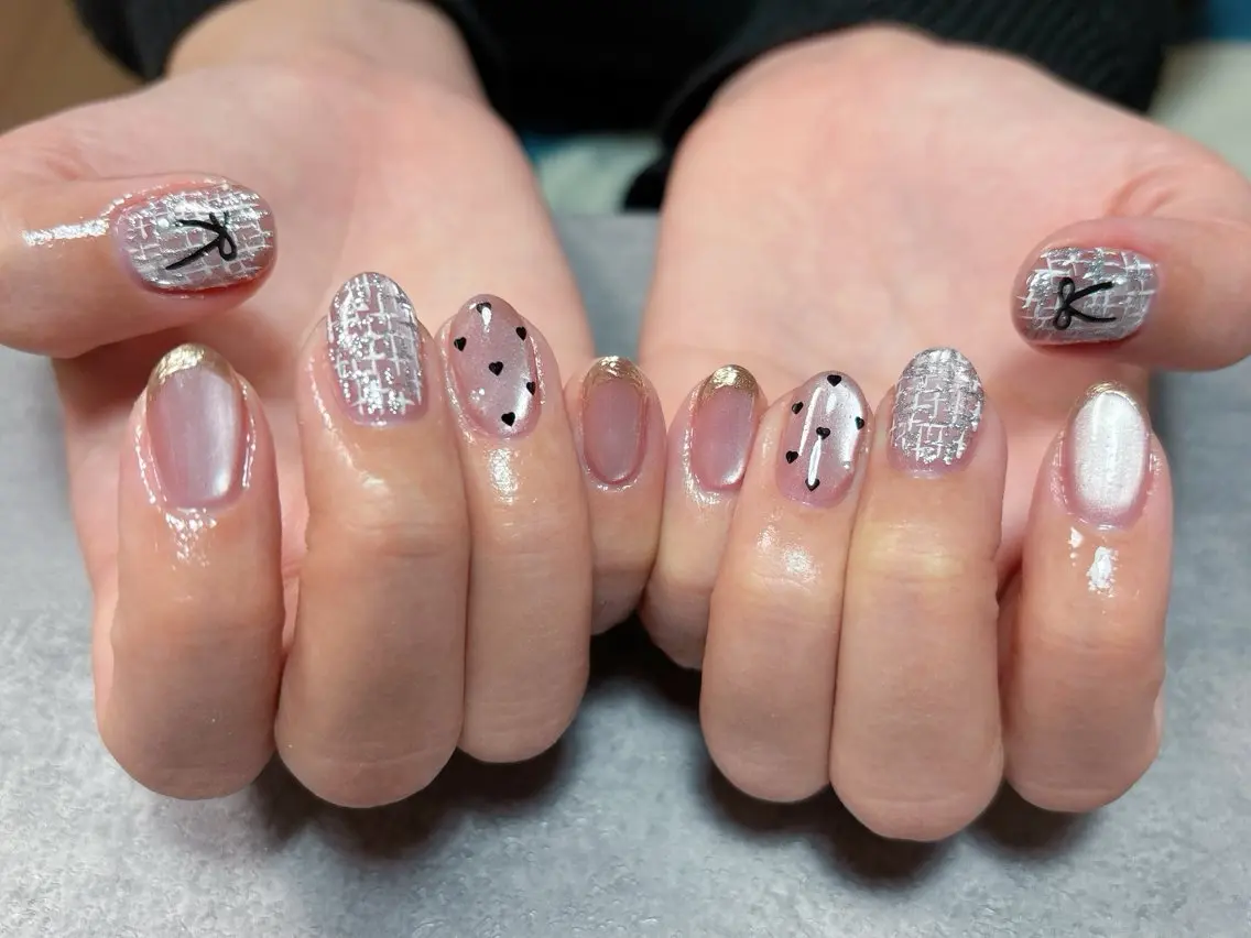 ネイル アートネイル マグネットネイル 冬ネイル クリスマス ハンドネイル ハンドケア ゆ か_Nails💫のネイルデザイン