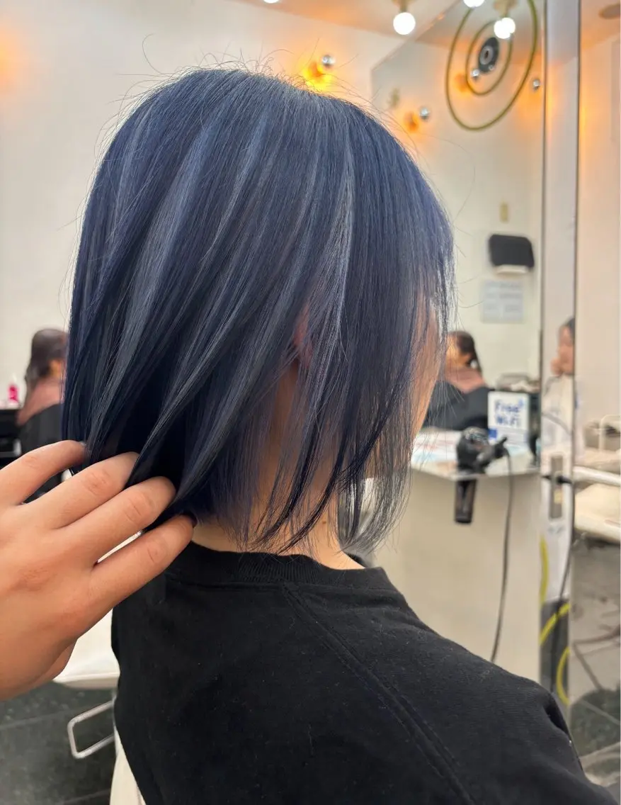 ミディアム カラー ブリーチ ダブルカラー ハイトーンカラー インナーカラー ラベンダーカラー ヘアカラー 髪質改善カラー| Yukino🫧のヘアスタイル