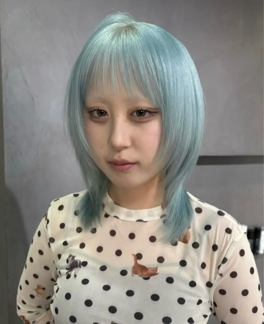 セミロング 🌈【🎀ヘアデザイ ナー🎀】✨ノン✨のヘアスタイル