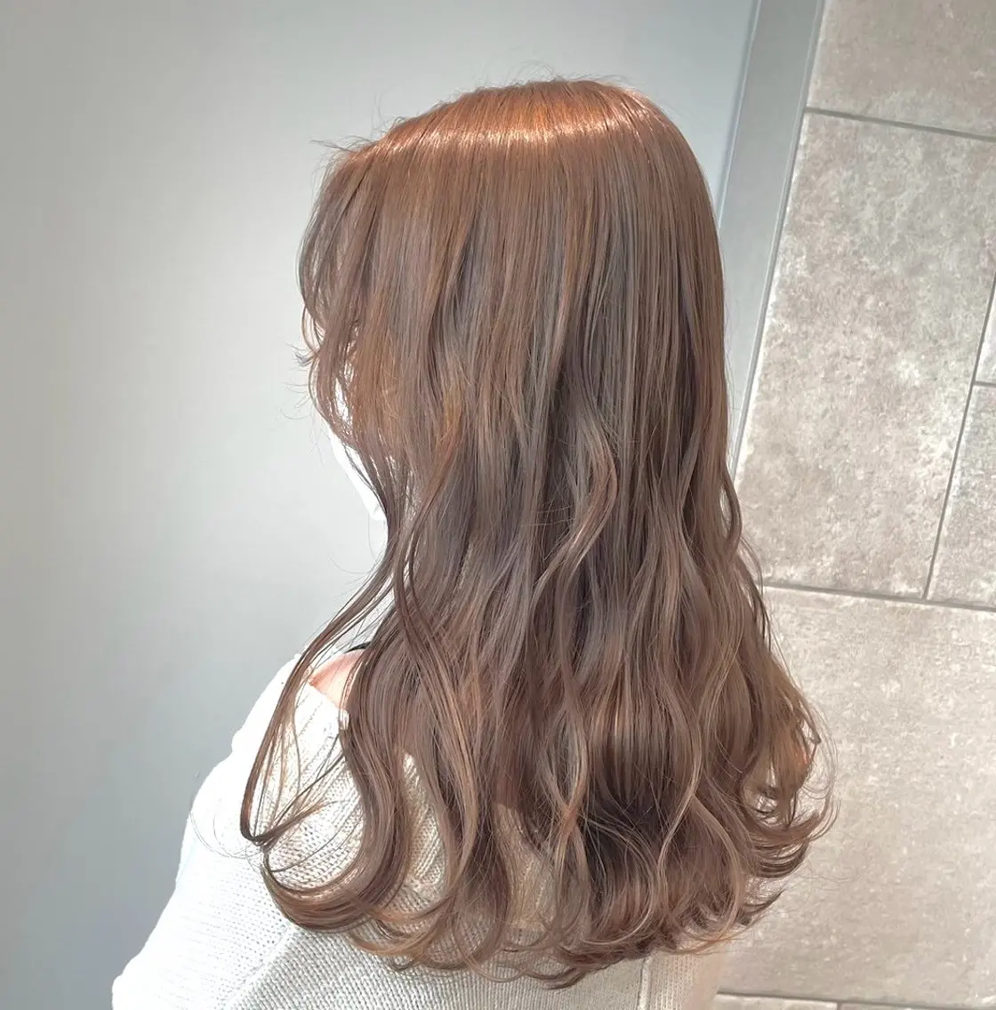ロング カラー パーマ 🌈コテ巻き風パーマ LOHASせいな🌈のヘアスタイル