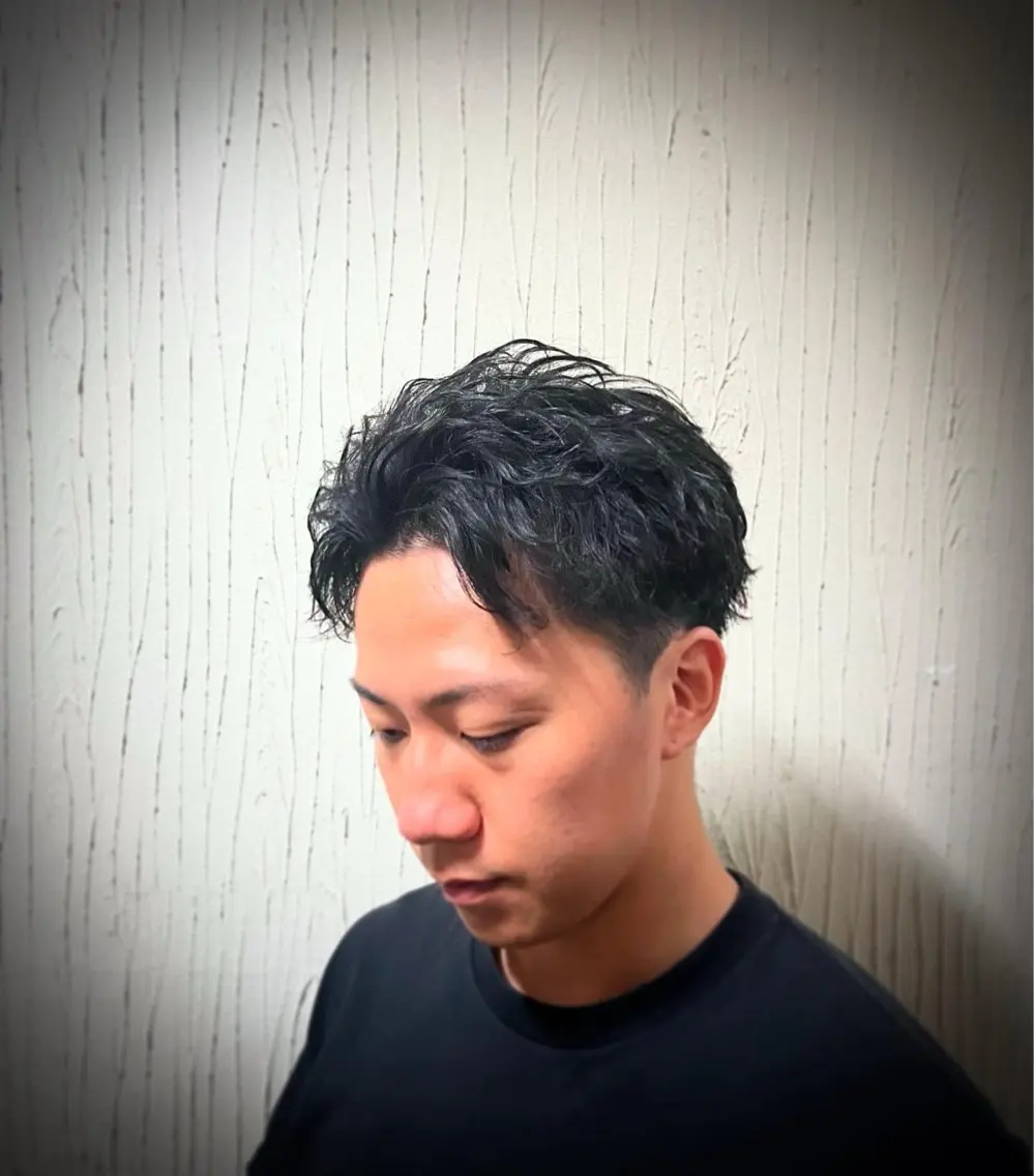 ショート パーマ メンズ メンズパーマ ショートヘア カット パーマ 【メンズ特化】金沢 /片町　髙木　功基のヘアスタイル