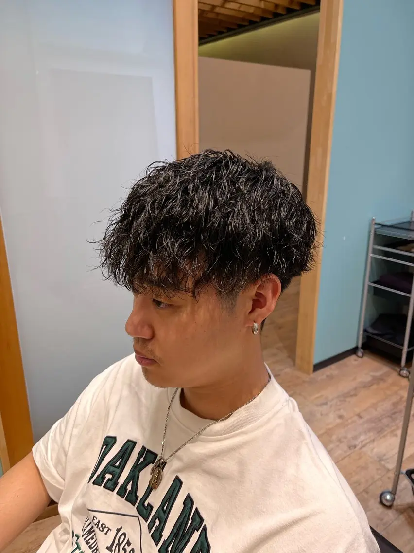 ショート パーマ メンズ カット パーマ 佐藤 海璃のヘアスタイル