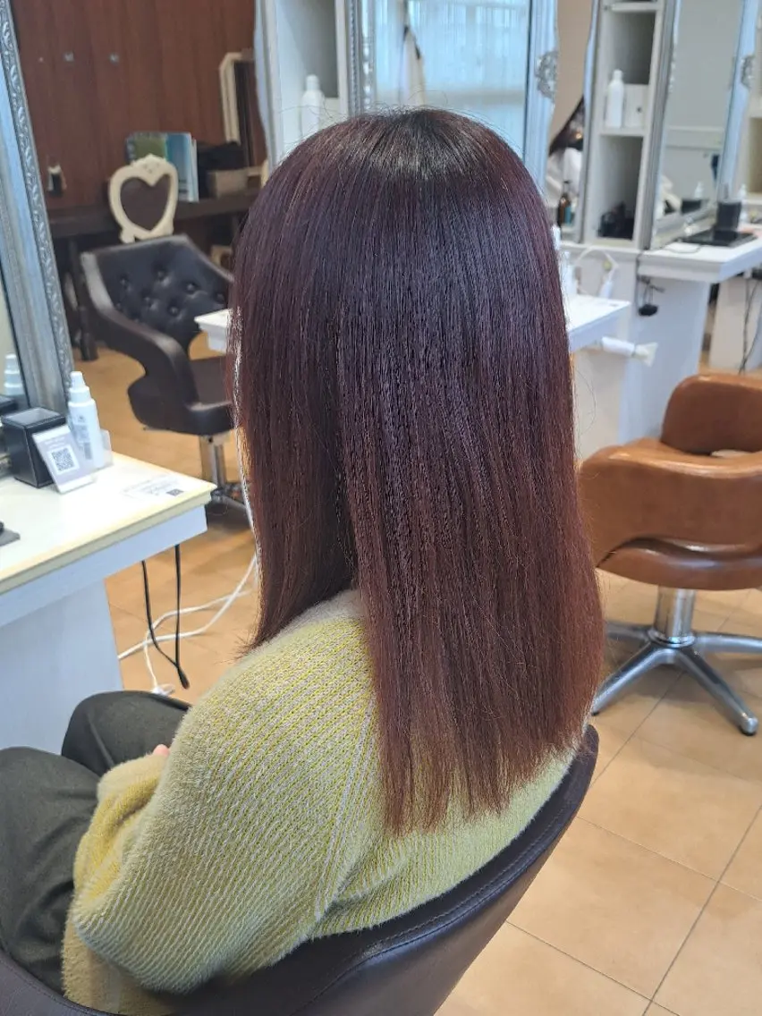 セミロング 照屋 わかなのヘアスタイル