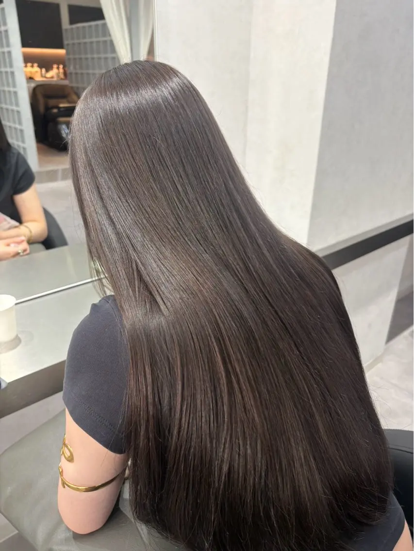 ロング カラー ヘアカラー N° jemicaカナのヘアスタイル