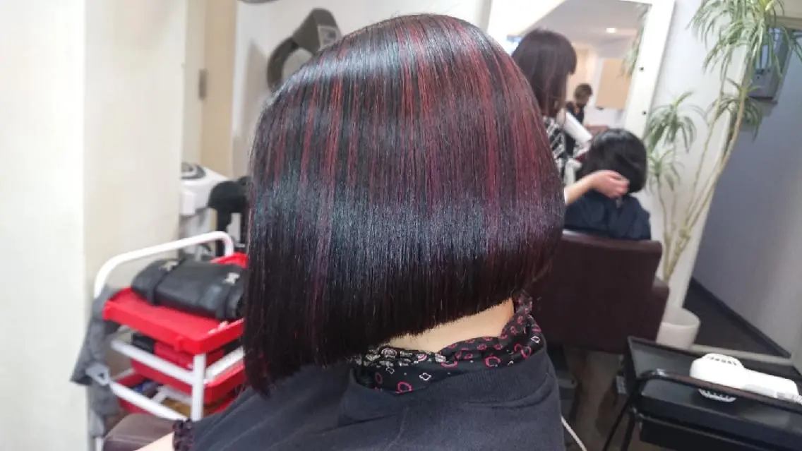 ショート カラー ボブ 遠藤 史秋のヘアスタイル