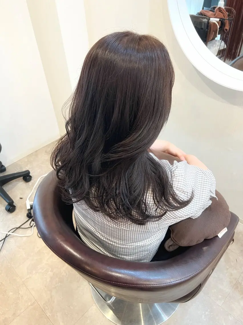 セミロング カラー ブリーチ ダブルカラー グレージュ ラベンダーカラー ラベンダーグレージュ カット ヘアカラー トリートメント ブリーチなしカラー 🌿脇黒丸 彩のヘアスタイル