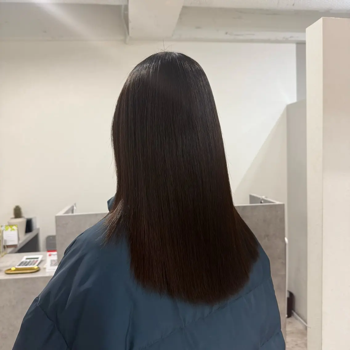 セミロング ボブ 顔まわりレイヤー レイヤーカット 似合わせカット ウルフカット 縮毛矯正 sayuri /大阪・心斎橋美容師のヘアスタイル