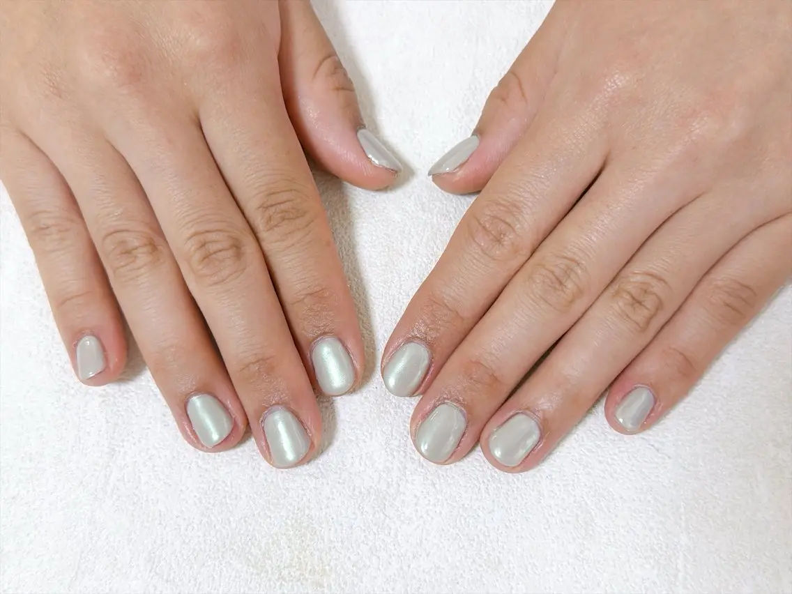 ネイル オーロラネイル フットネイル フレンチネイル ジェルネイル グリーン ハンドネイル mogunail &blowのネイルデザイン