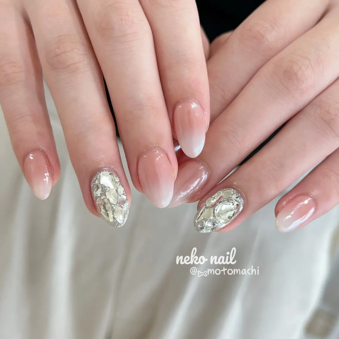 ネイル キラキラネイル ハンドネイル neko nailのネイルデザイン