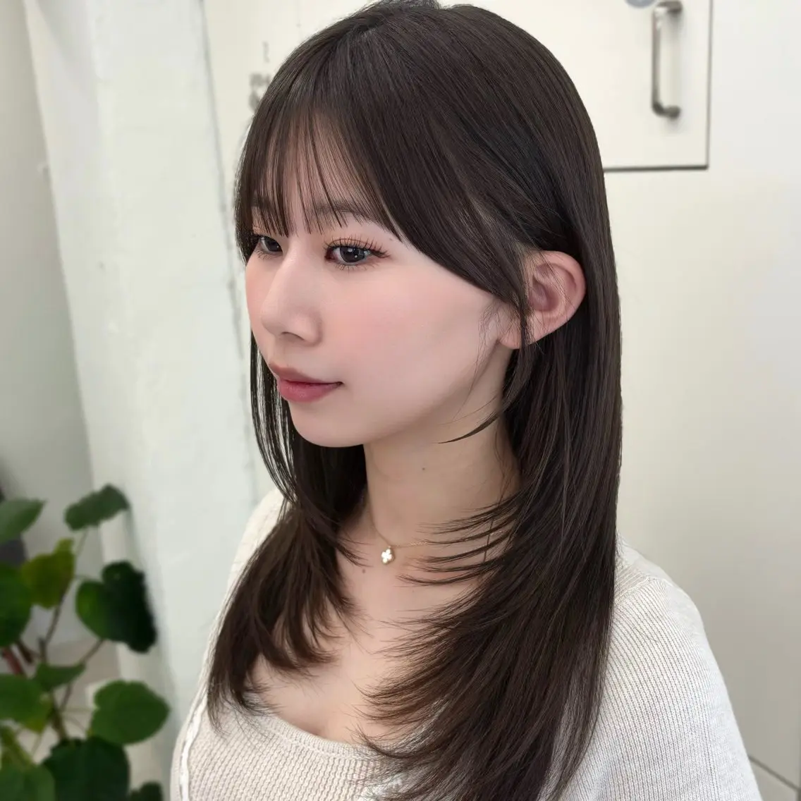 ロング カラー 透明感カラー レイヤーカット mei / レイヤー 顔まわり 🤍のヘアスタイル