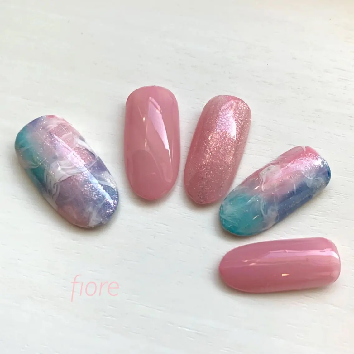 ネイル アートネイル キラキラネイル ニュアンスネイル 春ネイル fiore みゆきのネイルデザイン