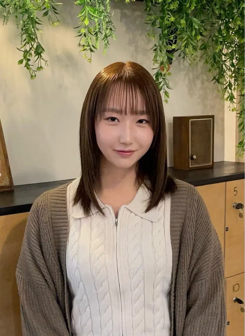 【新規の方オススメ】似合わせカット＋色落ちも可愛いグロスブラウンカラーの写真