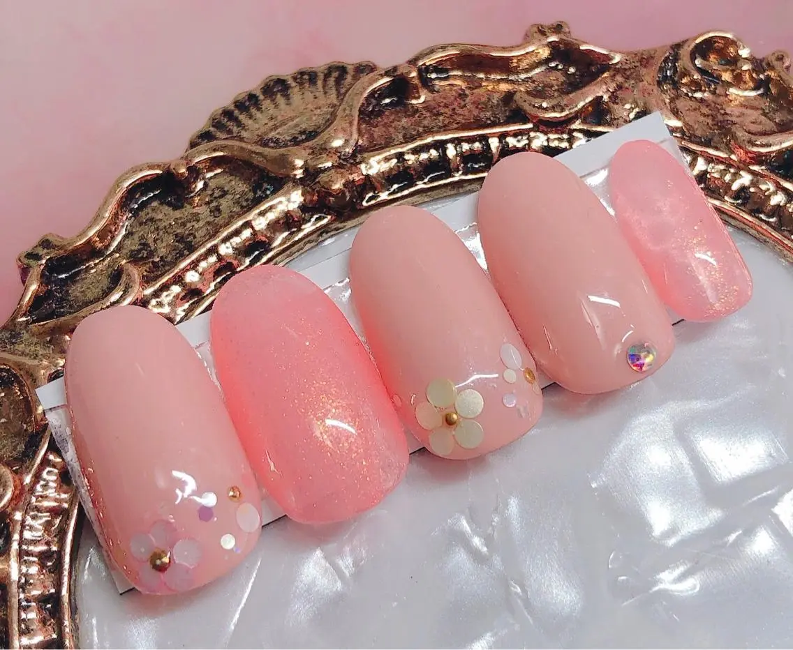 ネイル ハンドネイル CROWN プライベートサロンのネイルデザイン