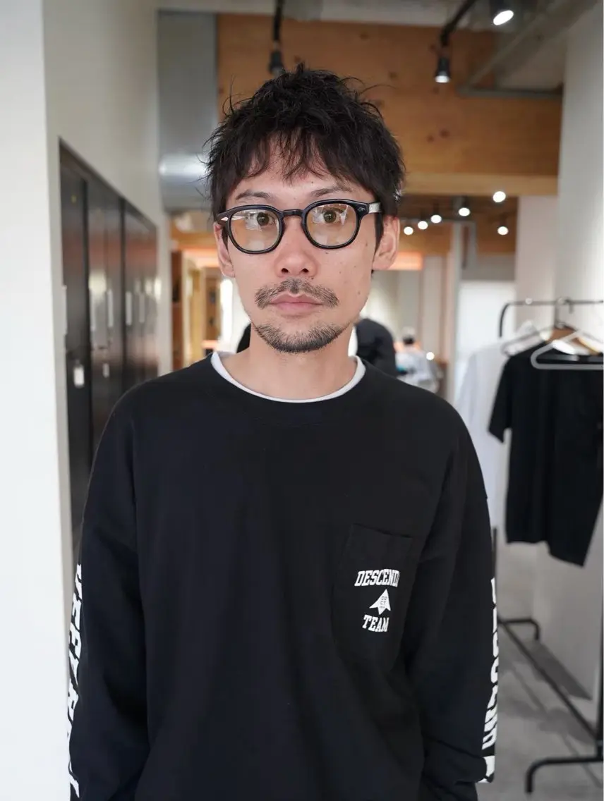 パーマ カット パーマ 縮毛矯正特別価格🔥 宇宙のヘアスタイル